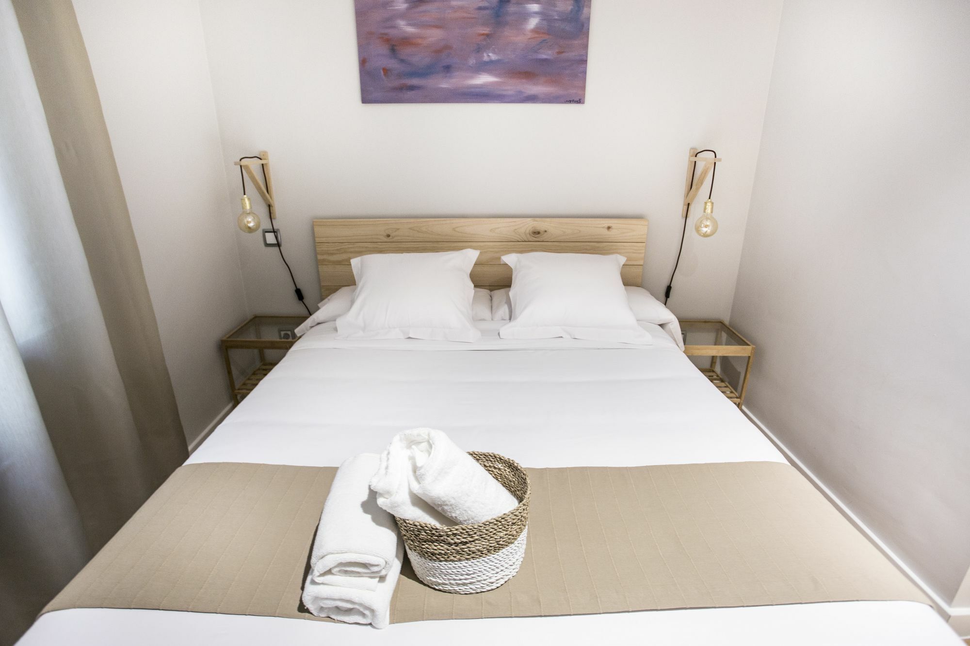 Hola Rooms Madrid Exterior photo